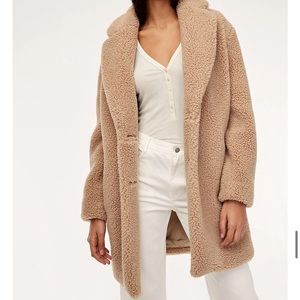 Aritzia Wilfred “the teddy cocoon.” Fall / Winter Jacket